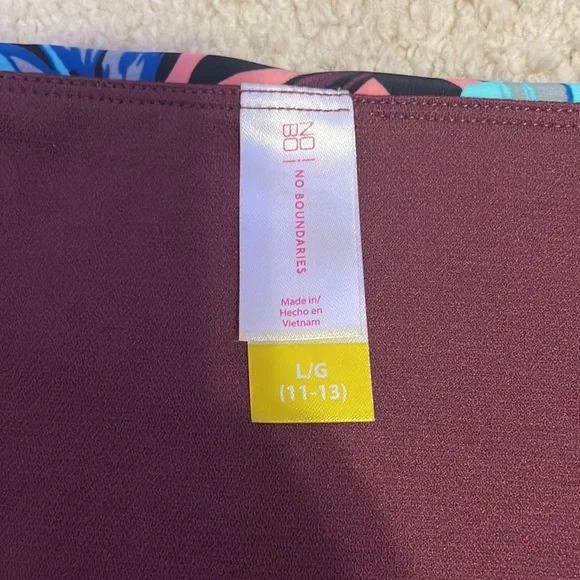 too small - Picture 3 of 3